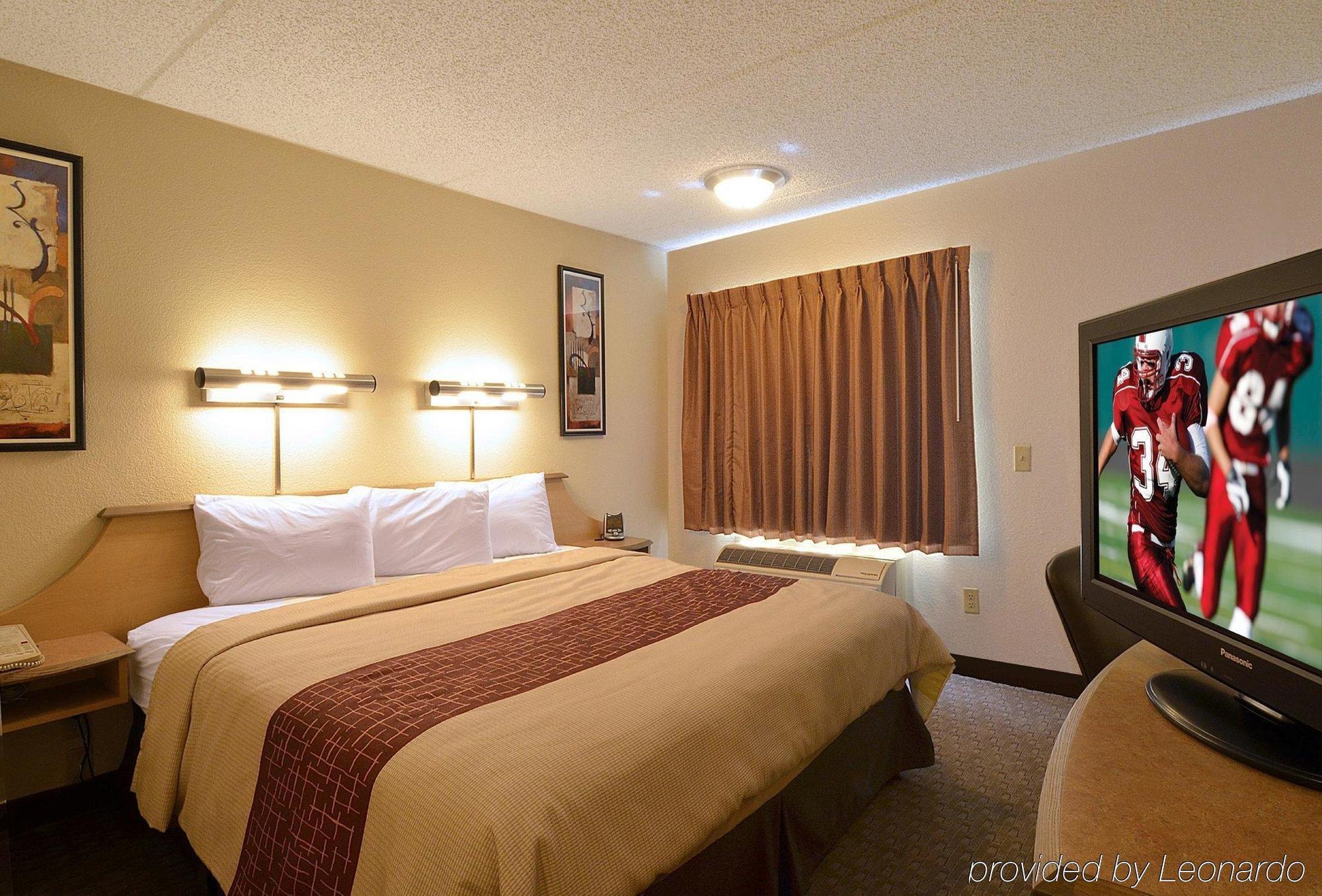 Red Roof Inn ווסט מונרו מראה חיצוני תמונה