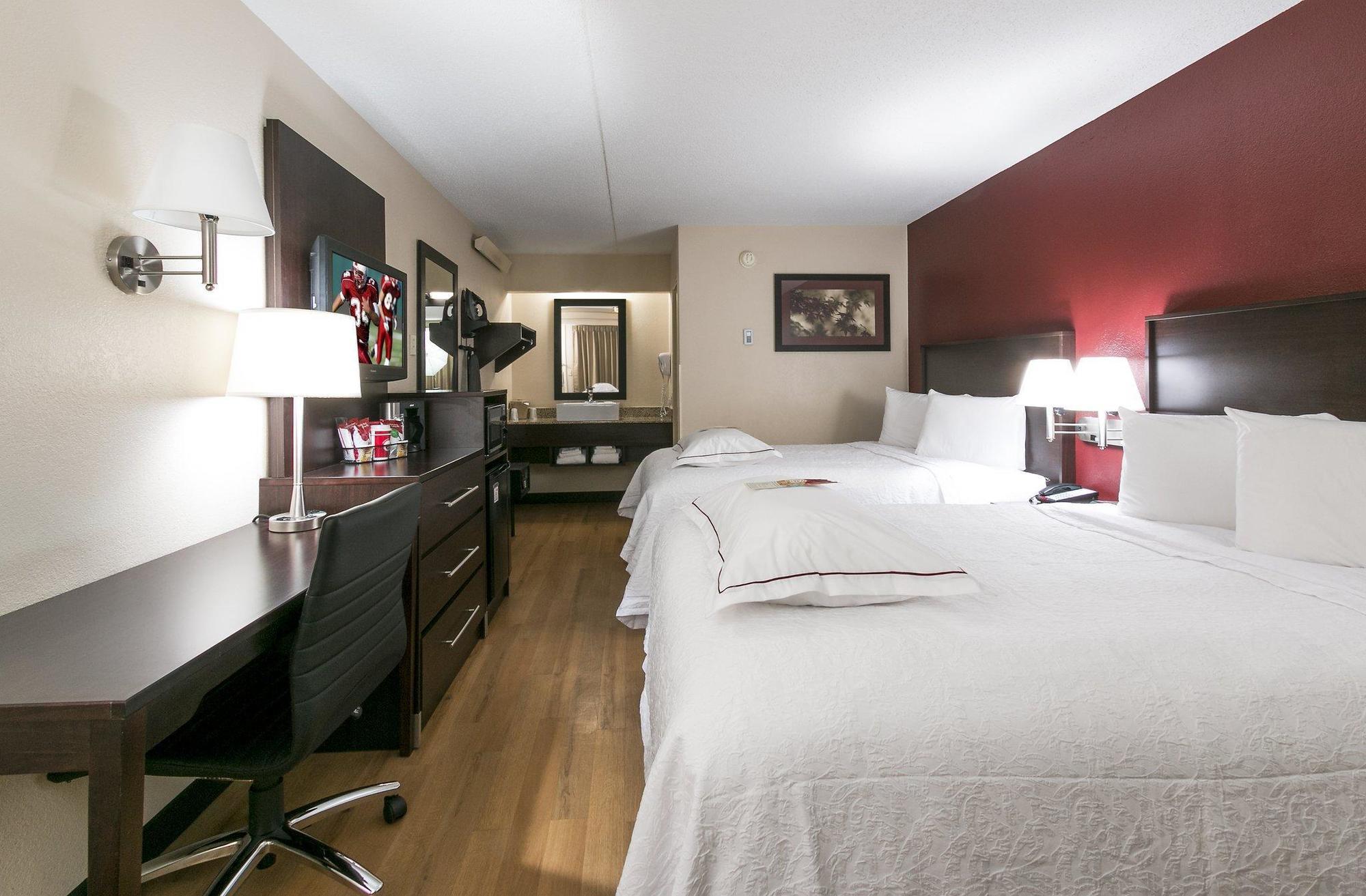 Red Roof Inn ווסט מונרו מראה חיצוני תמונה