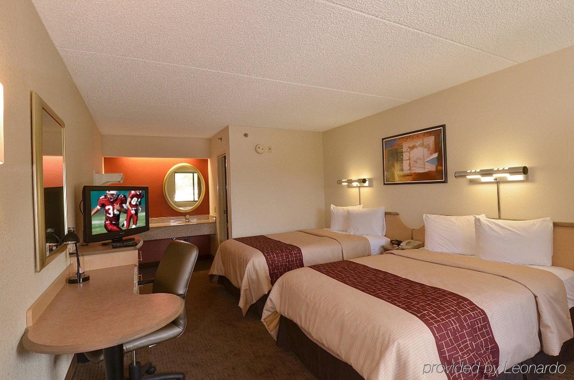 Red Roof Inn ווסט מונרו מראה חיצוני תמונה