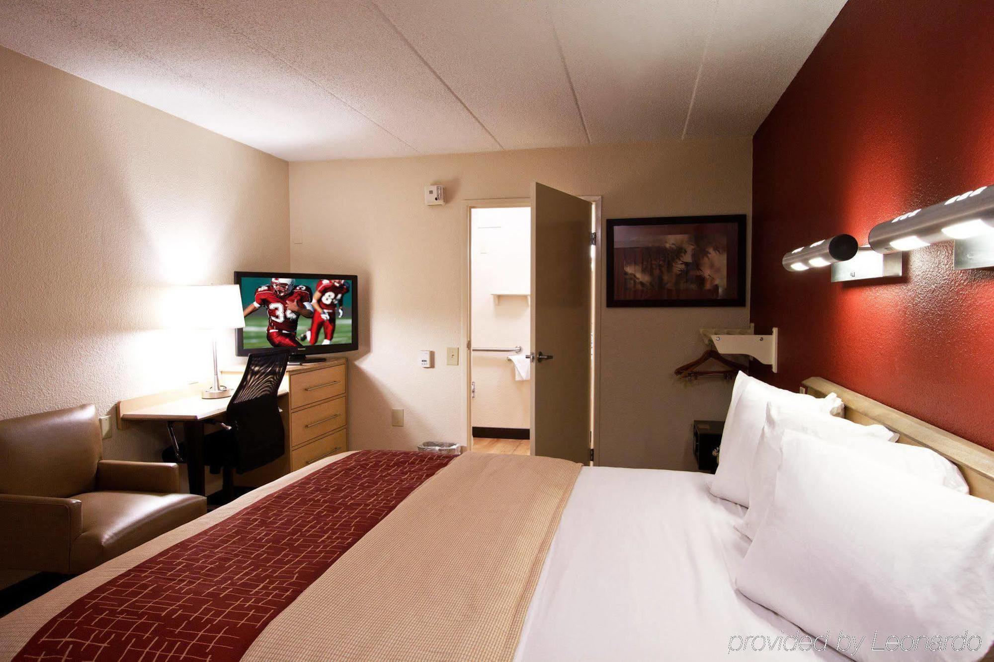 Red Roof Inn ווסט מונרו מראה חיצוני תמונה